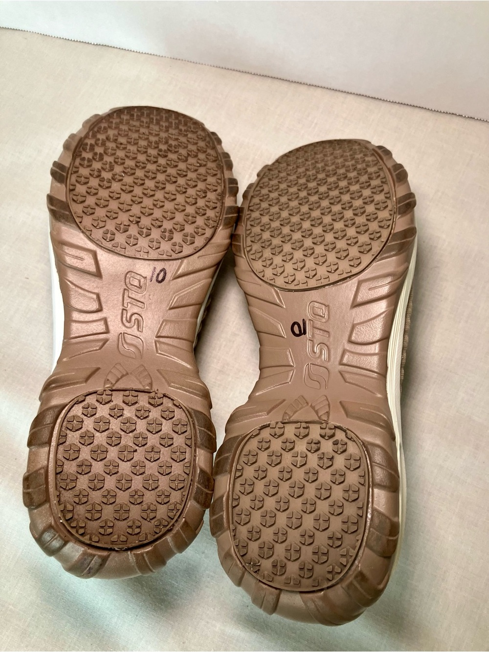 STQ Women's Walking Shoes Slip on Breathable Sneakers Taupe US SIZE 9 - Picture 13 of 16